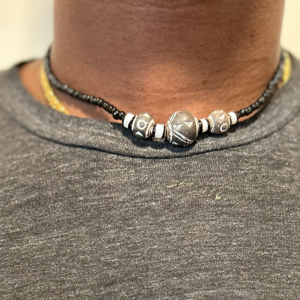 VTG 💯 Authentic West African Beaded Necklace 16.5”L